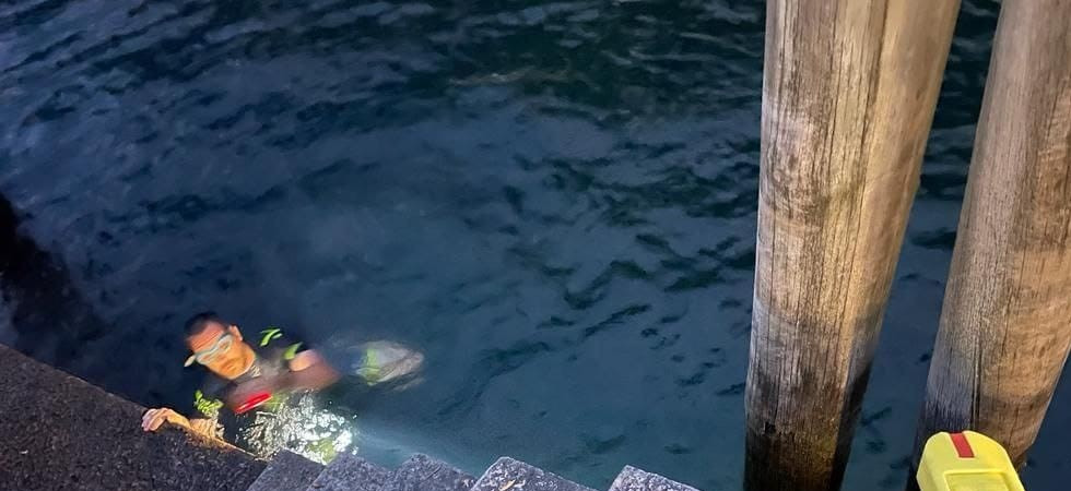 Foto d'archivio - Vigili del fuoco Riva del Garda Lago di Garda, scatta l’allarme per una persona scomparsa e si mobilitano i pompieri ma il nuotatore era tornato alla